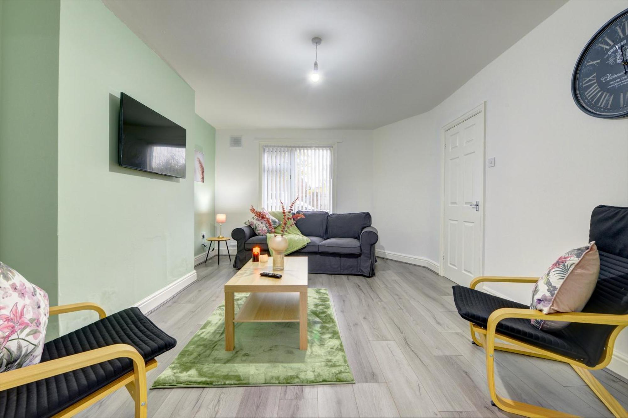 Stunning And Lovely 3 Bed House - Catch 22 Coventry Exteriér fotografie
