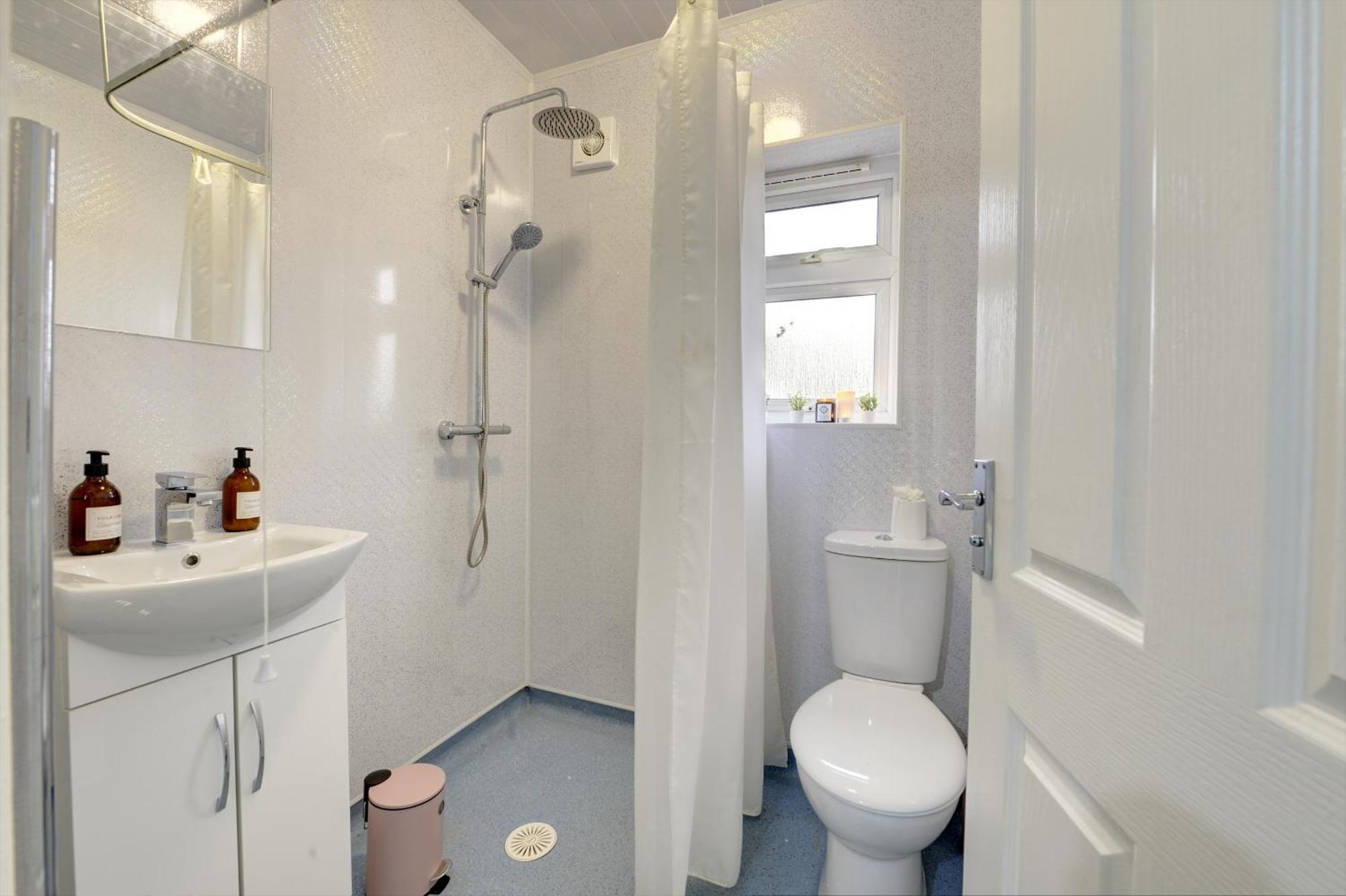 Stunning And Lovely 3 Bed House - Catch 22 Coventry Exteriér fotografie