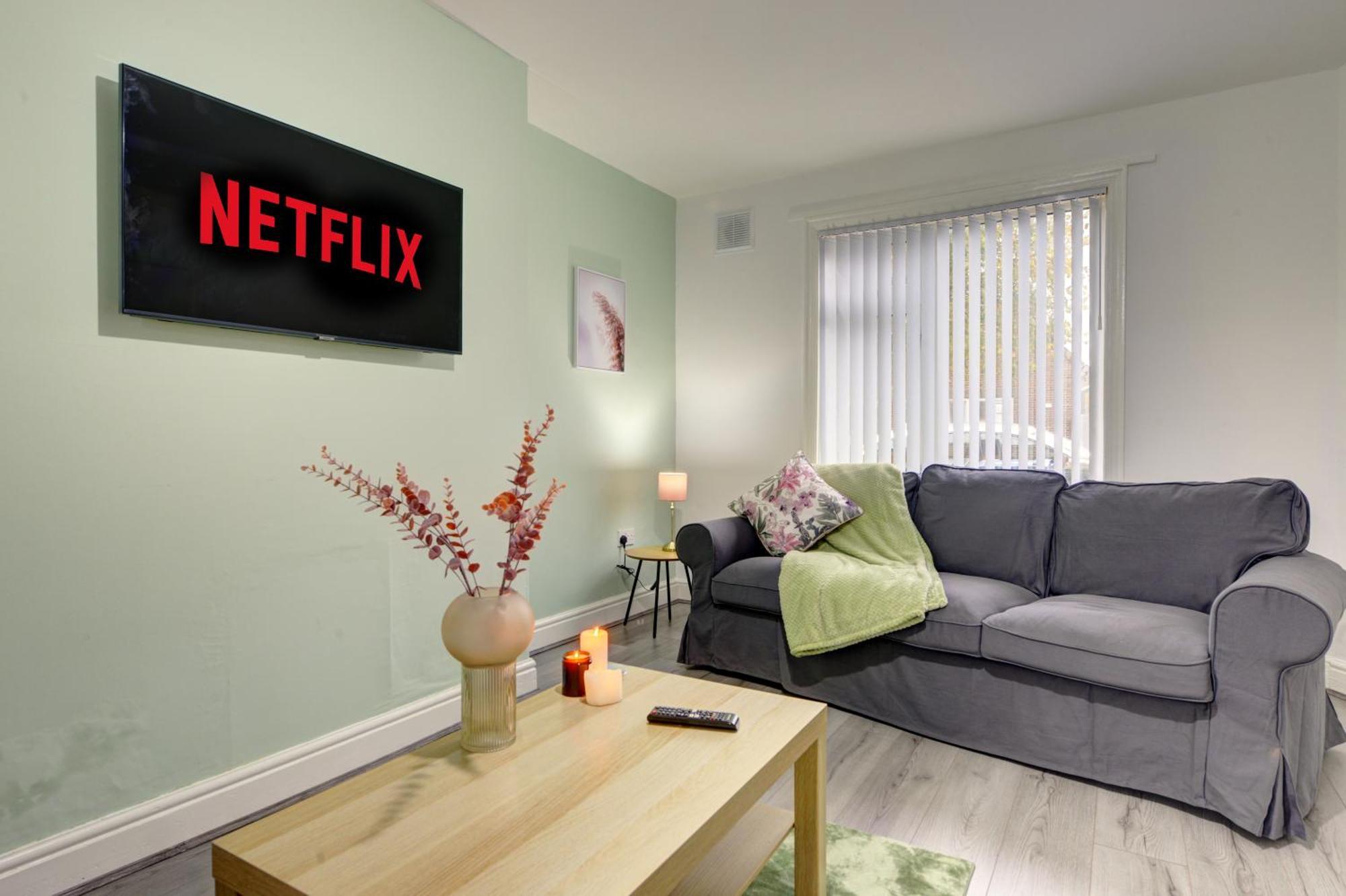 Stunning And Lovely 3 Bed House - Catch 22 Coventry Exteriér fotografie