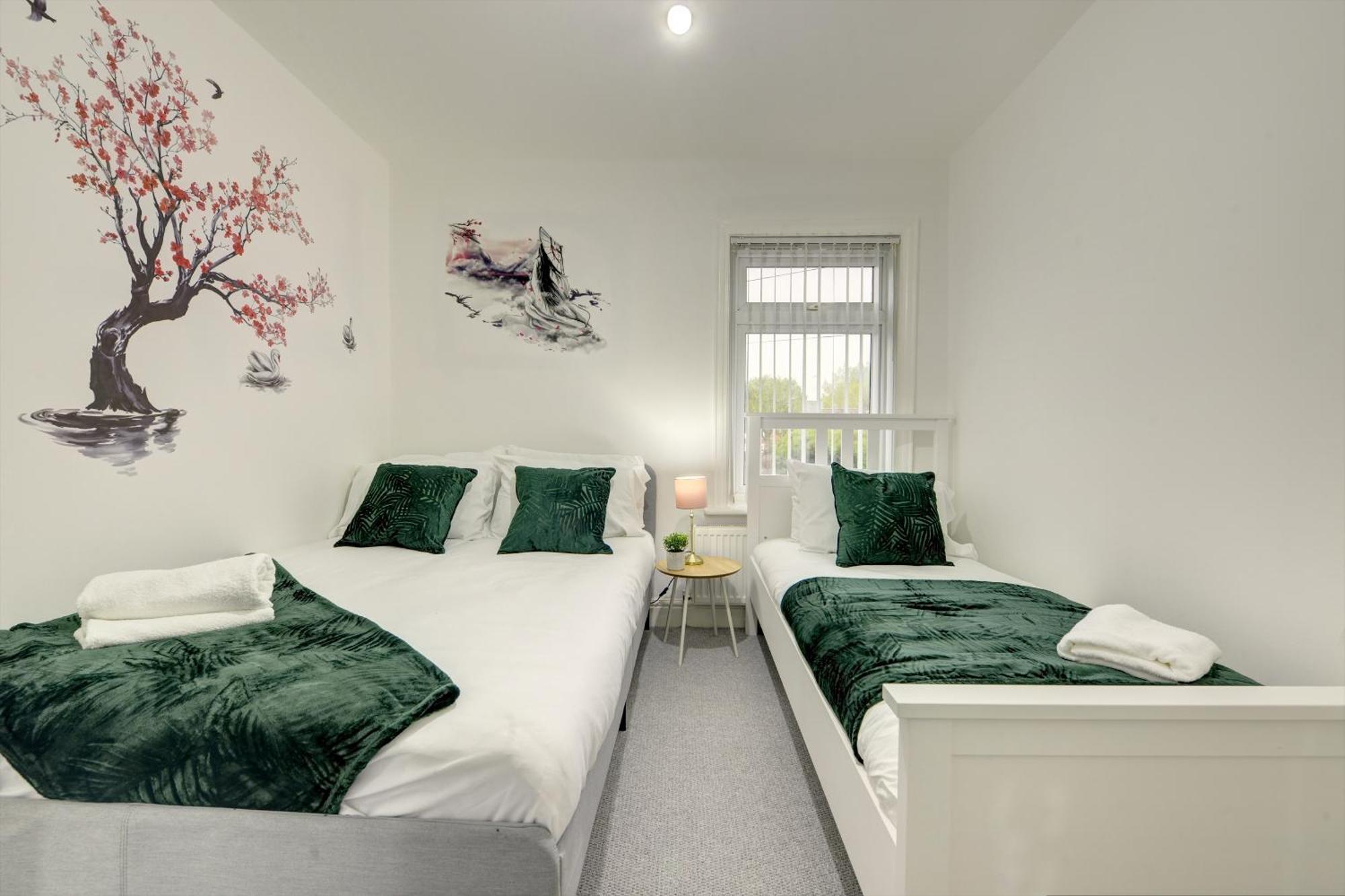 Stunning And Lovely 3 Bed House - Catch 22 Coventry Exteriér fotografie