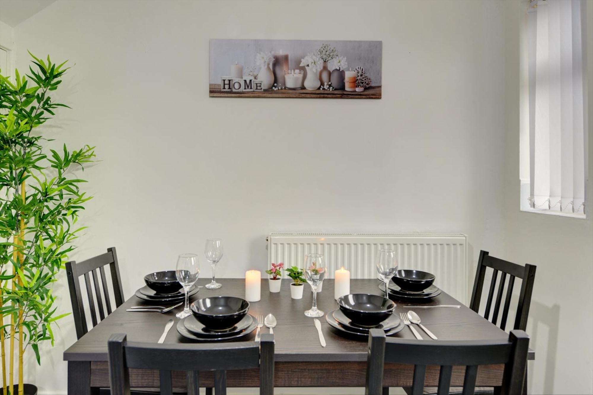 Stunning And Lovely 3 Bed House - Catch 22 Coventry Exteriér fotografie