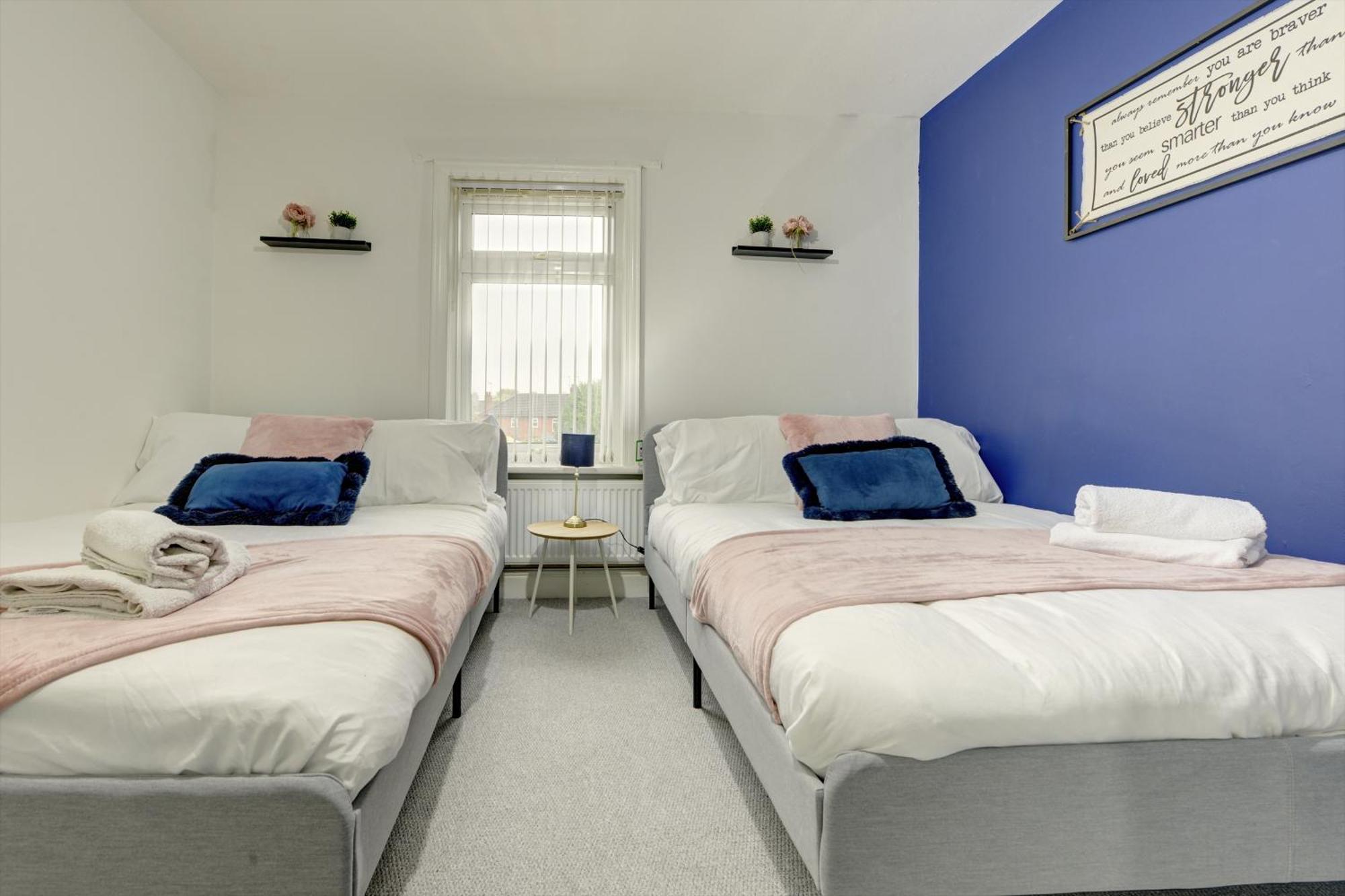 Stunning And Lovely 3 Bed House - Catch 22 Coventry Exteriér fotografie