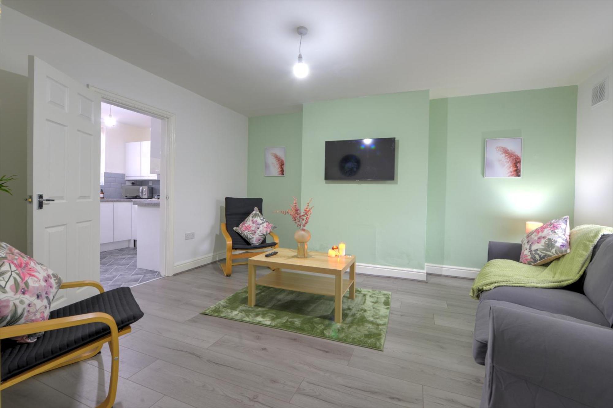 Stunning And Lovely 3 Bed House - Catch 22 Coventry Exteriér fotografie